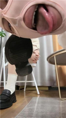 图片[12]_【狗哥】桌底视角-皮鞋白袜气味控制_HD绳艺资源