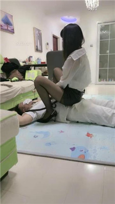 图片[16]_【狠欣人】骑马转胯爬行/虐乳训练/高跟踩踏_HD绳艺资源