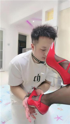 图片[5]_【狠欣人】捂嘴窒息/高跟踩乳/狗链拴狗_HD绳艺资源