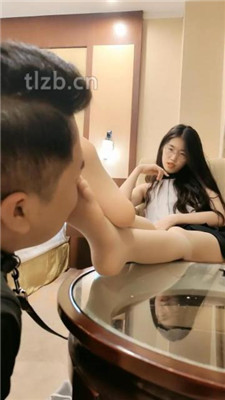 图片[15]_【嘉妮】贝壳头S虐老板狗-舔脏鞋踩踏/头顶鞋子_HD绳艺资源