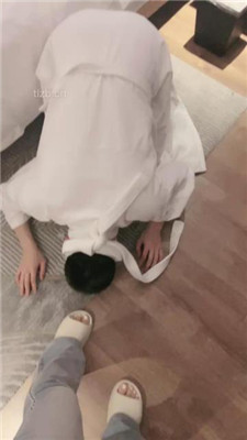 【梵一】拖鞋裸足踩踏碾压_HD绳艺资源