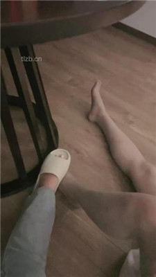 图片[6]_【梵一】拖鞋裸足踩踏碾压_HD绳艺资源