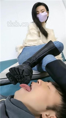 图片[2]_【梓S】臭脚踩脸/脏鞋底狂舔_HD绳艺资源