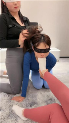 图片[12]_【橙宝】3母畜群虐-奴下奴/白袜踩踏/掐脖/转胯_HD绳艺资源