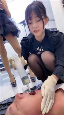 图片[19]_【麋鹿银儿】4S-模特主-重度恶心浓痰圣水呕吐物_HD绳艺资源