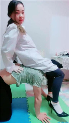 图片[11]_【艾琳】舔医生姐姐的臭脚【完整版】_HD绳艺资源