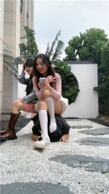 图片[4]_【香芋朱朱】双S户外首调-桌下跪舔/踩背坐头/踢裆【双视角版】_HD绳艺资源