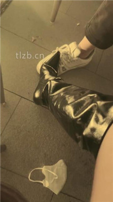 图片[15]_【禾未】户外-踩狗腿/吃口水浓痰/虐乳/吃内裤_HD绳艺资源