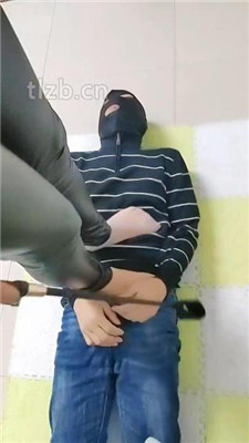 图片[17]_【广东迪迪】双S-高跟臭脚踩踏恋足舔【双视角版】_HD绳艺资源