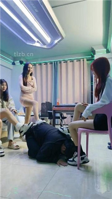 图片[12]_【思怡】群调群虐-5S-素人脏鞋臭袜虐狗_HD绳艺资源