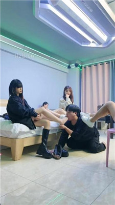 图片[19]_【思怡】群调群虐-5S-素人脏鞋臭袜虐狗_HD绳艺资源