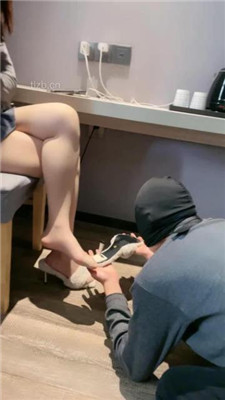 图片[4]_【小雅老师】足深喉耳光/艺术圣水/丝袜堵嘴内裤套头_HD绳艺资源