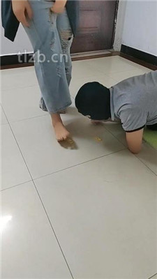 图片[15]_【广东迪迪】双S-跪舔美足-踩踏【双视角版】_HD绳艺资源