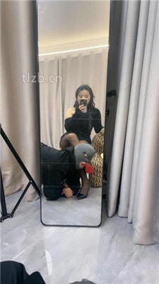 【伊诺】吐口水/黑丝高跟诱惑舔_HD绳艺资源