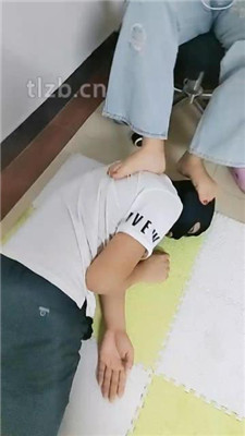 图片[5]_【广东迪迪】双S-骑马/裸足踩虐【双视角版】_HD绳艺资源