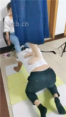 图片[11]_【广东迪迪】双S-骑马/裸足踩虐【双视角版】_HD绳艺资源