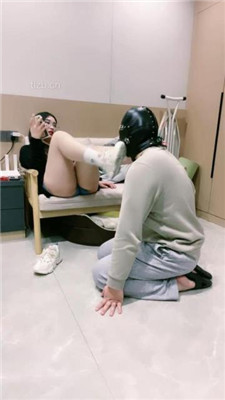 图片[20]_【小羊】运动后脏鞋白袜踩虐狗/袜子塞嘴/碾压狗头_HD绳艺资源