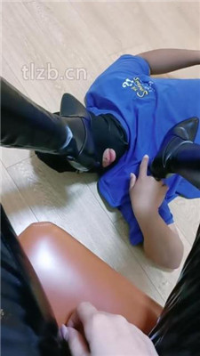 图片[12]_【多多】高跟长靴踩地毯狗_HD绳艺资源