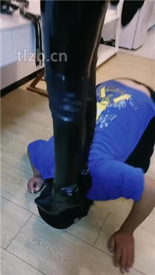 图片[11]_【多多】长靴S-胯下爬行/踩踏踩狗舌/鞋插嘴_HD绳艺资源