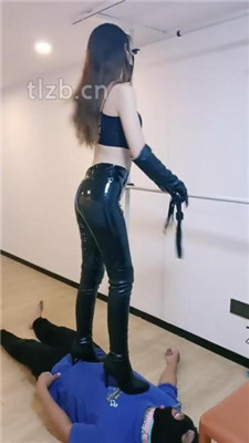 图片[14]_【多多】长靴S-胯下爬行/踩踏踩狗舌/鞋插嘴_HD绳艺资源