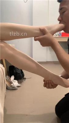 图片[8]_【小麦】物化人体衣架/舔闻长靴白袜/内裤套头_HD绳艺资源