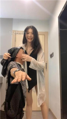 图片[12]_【小麦】物化人体衣架/舔闻长靴白袜/内裤套头_HD绳艺资源