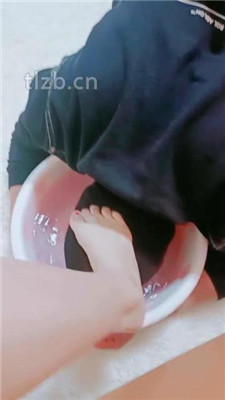 图片[6]_【依然】伺候主人沐足-赏赐洗脚水_HD绳艺资源