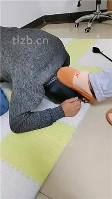 图片[4]_【广东迪迪】双S-犬化圈养奴-踩踏遛狗【双视角版】_HD绳艺资源