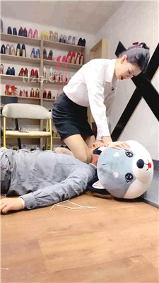 图片[16]_【冰诺】骑马爬行/训练/训练/筷子刑/掐脖踩踏_HD绳艺资源