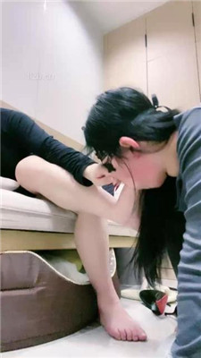 图片[10]_【小羊】母畜恋足狂舔品尝_HD绳艺资源