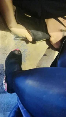 图片[10]_【魔鬼天使】桌底下的贱奴_HD绳艺资源