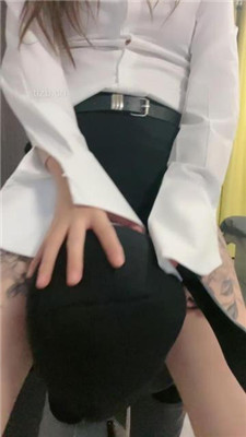 图片[13]_【琪琪美美子】骑马爬行/跪舔裸足/伺候吃饭_HD绳艺资源