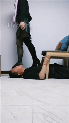 图片[20]_【郡主大大】长靴跪舔/全体重踩踏/脚插嘴【双视角版】_HD绳艺资源