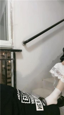 图片[2]_【颜颜sama】母畜-楼道皮鞋白袜调/踩踏-袜子塞嘴_HD绳艺资源