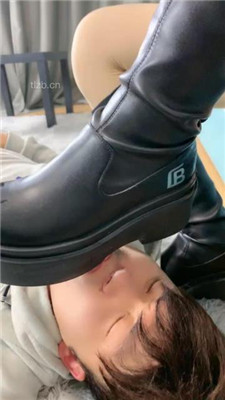 图片[19]_【肉肉】猥琐的代价-长靴踩虐踢踹/碾压狗舌_HD绳艺资源