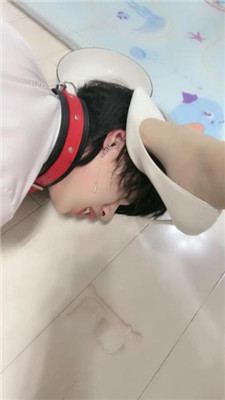 图片[8]_【狠欣人】母畜-脚喂食-反绑囚禁-训练虐-狗笼舔脚_HD绳艺资源