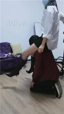 图片[13]_【凌儿女神】跪舔高跟长靴肉丝脚/sp/骑马转胯_HD绳艺资源