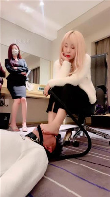 图片[11]_【梦樱】3S群虐-转胯/训练耳光/艺术舔鞋/狗链遛狗【完整版】_HD绳艺资源