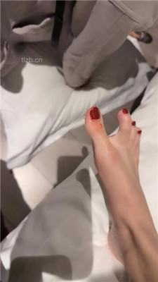 图片[13]_【凉子阿】跪舔长靴白袜裸足/插嘴耳光_HD绳艺资源