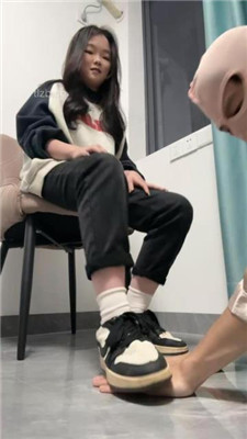 图片[2]_【狗哥】学生素人S的白袜就是香_HD绳艺资源