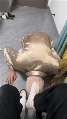 图片[13]_【狗哥】学生素人S的白袜就是香_HD绳艺资源