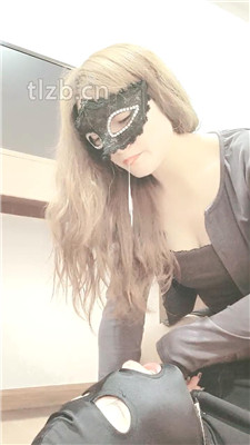 图片[9]_【灵凌】提档高跟踩踏-裸足恋足舔_HD绳艺资源