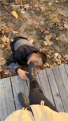 图片[4]_【辣姐】周末公园长靴S遛狗 【续集】_HD绳艺资源