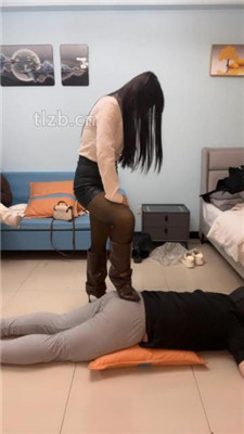 图片[7]_【草莓S】双S靴子女神-训诫打狗屁股_HD绳艺资源