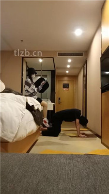 图片[3]_【小悦】嘴叼袜子/骑马/耳光【完整版】_HD绳艺资源