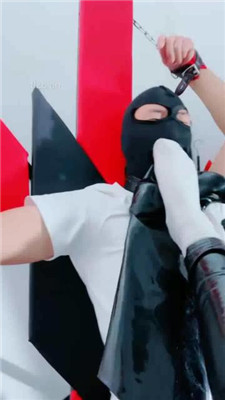 图片[14]_【靴嘉倪】长靴S-踩踏喂食/十字架绳艺技巧虐打_HD绳艺资源