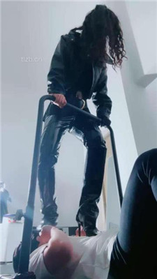 图片[15]_【靴嘉倪】长靴S-踩踏喂食/十字架绳艺技巧虐打_HD绳艺资源