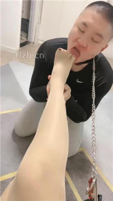 图片[18]_【若冰】艺术舔长靴/耳光/啃食丝袜脚/口水圣水_HD绳艺资源