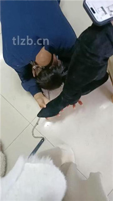 图片[4]_【爱可呀】母畜-转胯狗链遛狗/人体擦鞋器_HD绳艺资源