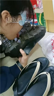 图片[9]_【爱可呀】母畜-转胯狗链遛狗/人体擦鞋器_HD绳艺资源